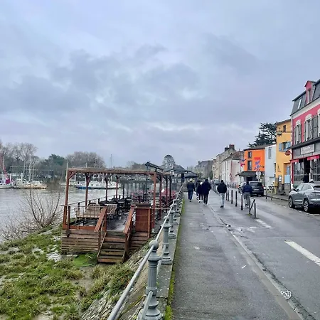 Sur L'eau - Bateau Cosy A Nantes * Reze